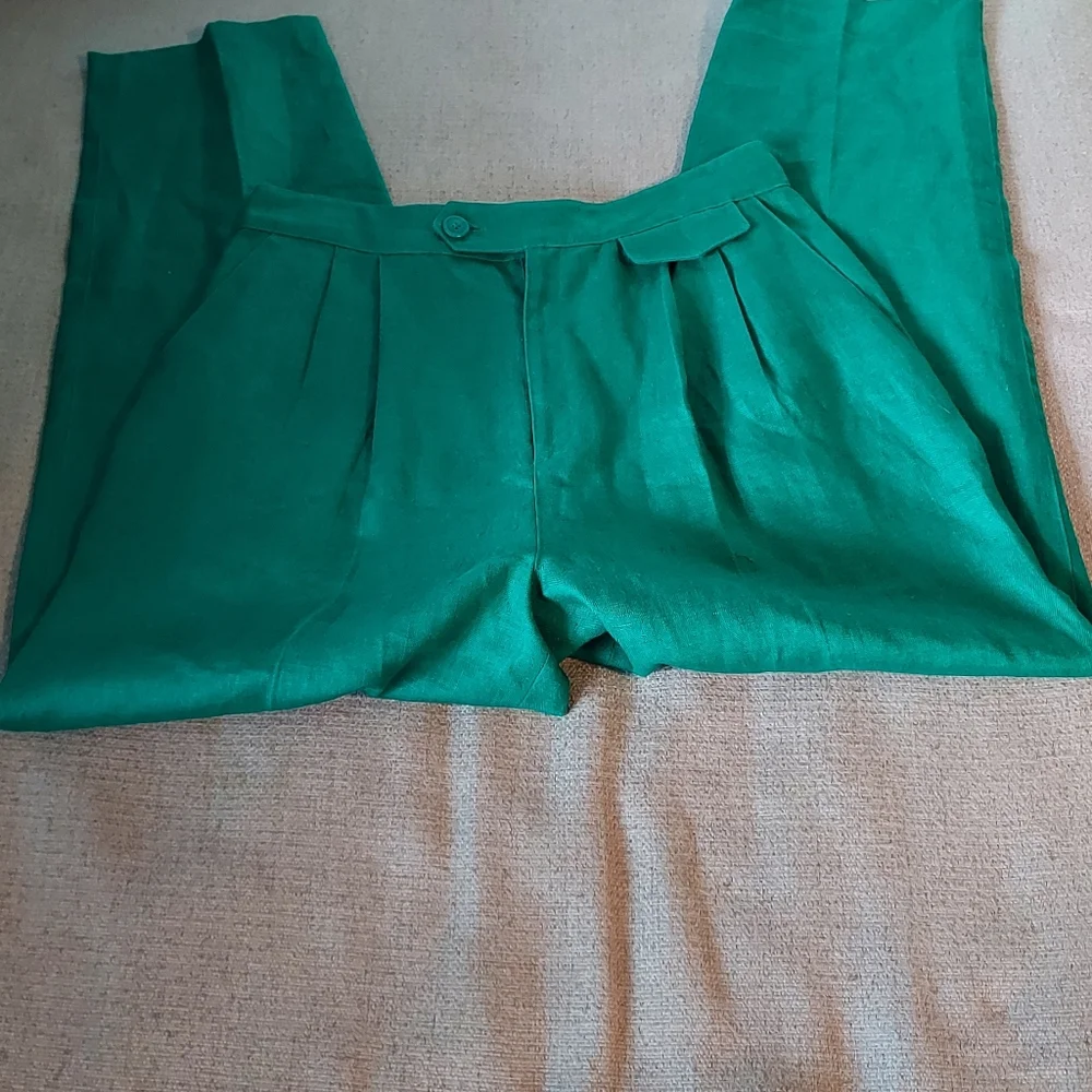 CHAUS Vintage Emersld Green 100% Ramie High Waist Pleated Trousers